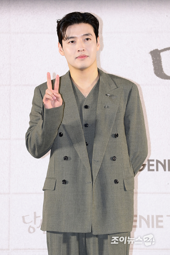 배우 강하늘이 8일 오후 서울 마포구 상암동 스탠포드 호텔에서 진행된 지니 TV 오리지널 '당신의 맛' 제작발표회에 참석하고 있다. [사진=정소희 기자]