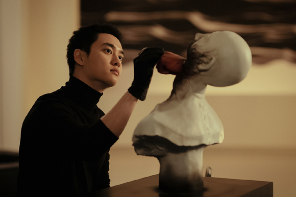 배우 지창욱이 디즈니+ '조각도시'에서 열연하고 있다. [사진=월트디즈니 컴퍼니 코리아]