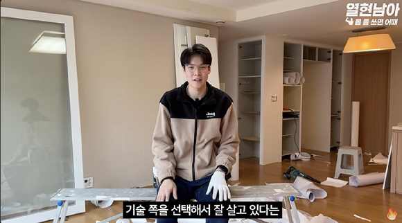 학창 시절 이과 전교 1등을 여러 번 하던 모범생이 대학 진학을 포기하고 기술을 배우게 된 사연을 전했다. 사진은 도승현 씨. [사진=유튜브 채널 '열현남아']