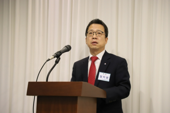 정지원 손해보험협회장이 19일 신년 기자간담회에 참석해 연설하고 있다. [사진=손해보험협회]