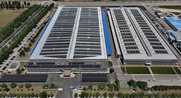 HL만도 베이징 공장에 설치된 태양광 설비. [사진=HL만도]