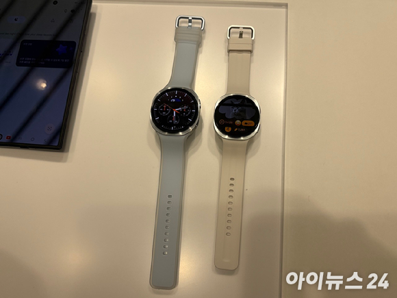 최종민 삼성전자 MX사업부 디지털헬스팀 헬스개발그룹장 상무가 갤럭시 워치9에 탑재되어 있는 기능에 대해 설명하고 있다. [사진=황세웅 기자]