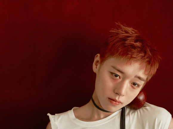 박지훈 첫 번째 싱글 앨범 'RE:FLECT(리플렉트)' 두 번째 콘셉트 포토 [사진=YY엔터테인먼트]