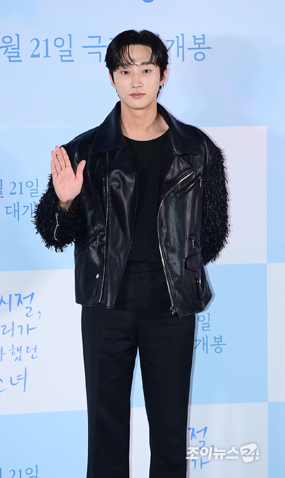 배우 진영이 19일 오후 서울 CGV 용산아이파크몰에서 열린 영화 '그 시절, 우리가 좋아했던 소녀'(감독 조영명) 언론시사회에 참석하고 있다. [사진=정소희 기자]
