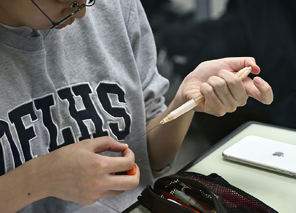 2026학년도 대학수학능력시험일인 13일 오전 서울 광진구 광남고등학교에서 수험생들이 시험 시작을 기다리고 있다. [사진=사진공동취재단]