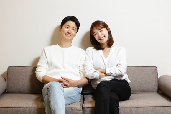 인교진 소이현 [사진=H&엔터테인먼트]