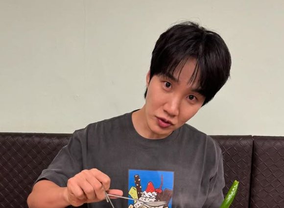 유튜버 박위가 'KTX 낙상사고' 당시 영상을 공개했다가 역풍을 맞고 있는 가운데, 개그맨 김기리에게도 불똥이 튀고 있다. 사진은 개그맨 김기리. [사진=김기리 인스타그램]