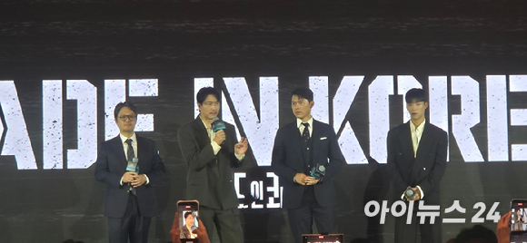 13일 오전 홍콩 디즈니랜드 호텔 콘퍼런스센터에서 열린 '디즈니플러스 오리지널 프리뷰 2025' 행사에 참석한 '메이드인 코리아' 출연진들. [사진=서효빈 기자]