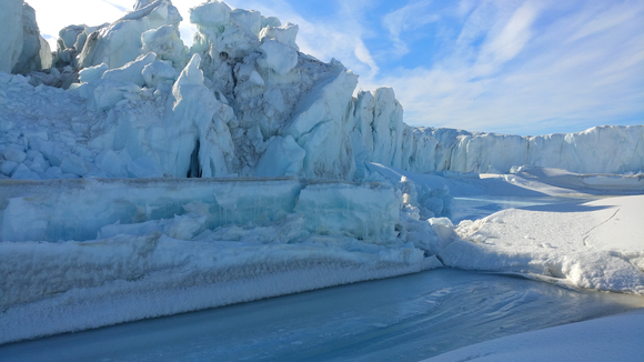 2016년 11월 남극 취재당시 찍은 빙설. 남극 빙하가 모두 녹으면 전 세계 해수면은 60m 상승한다. [사진=정종오 기자]