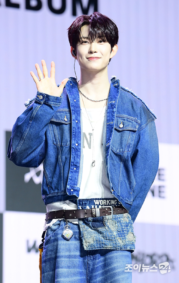 알파드라이브원 김건우, 결국 활동 중단…"향후 7인 체제 재편"(전문)