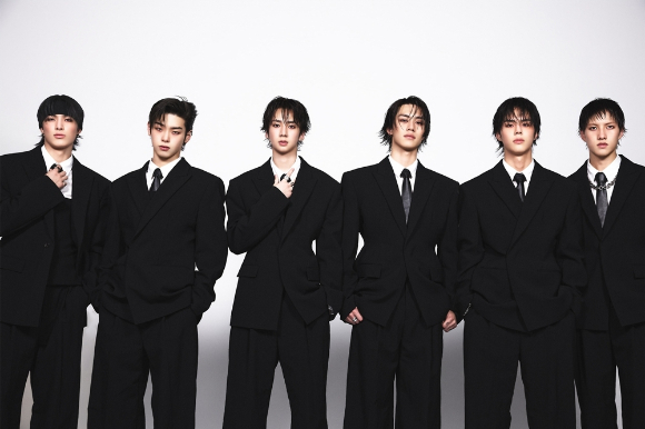 [오늘컴백] 82메이저, 6개월만 귀환…성숙해진 매력 'FEELM'