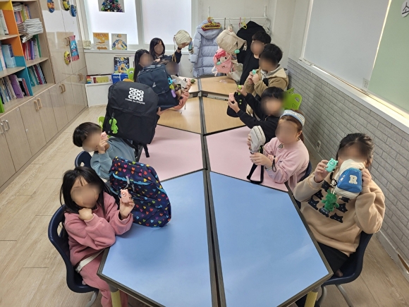 https://image.inews24.com/v1/cd7e8a9dd367f2.jpg