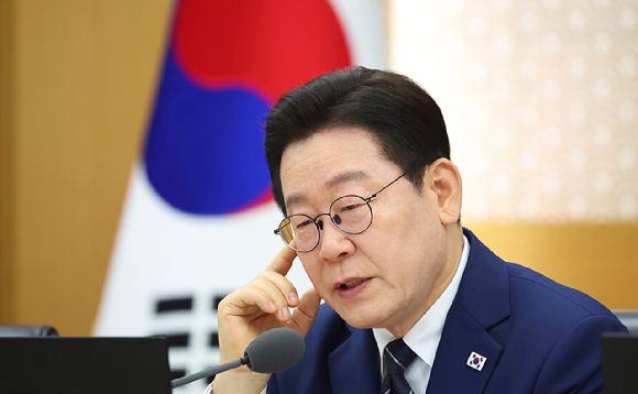 이재명 대통령이 17일 정부세종청사에서 국무회의를 주재하고 있다. 2026.3.17 [사진=연합뉴스]