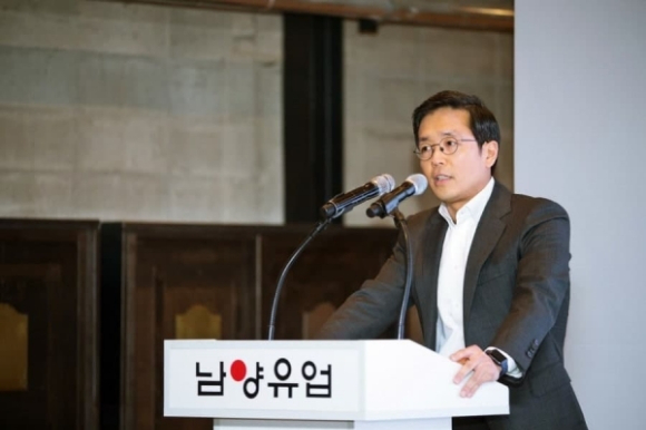 홍원식 전 남양유업 회장의 장남 홍진석 전 상무. [사진=남양유업]