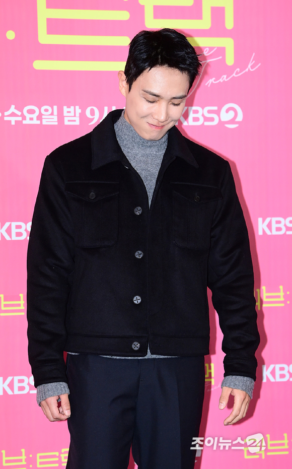 배우 이준이 11일 오후 서울 영등포동 CGV영등포에서 열린 2025 KBS 2TV 단막 프로젝트 '러브 : 트랙' 제작발표회에 참석하고 있다. [사진=정소희 기자]