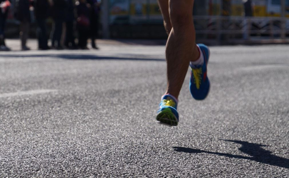 충북 한 마라톤대회에서 20대 참가자가 트럭 차량에 치여 의식불명 상태에 빠졌다. 본 기사와 무관한 이미지. [사진=픽사베이@wal_172619]