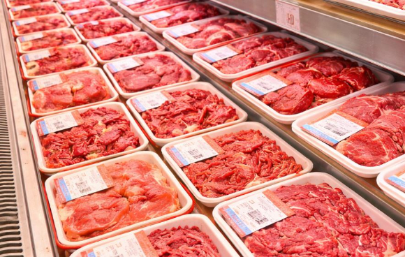 자신의 마트에 입점한 정육점의 수식 수억원을 빼돌린 마트 주인이 실형을 선고받았다. 본 기사와 무관한 이미지. [사진=연합뉴스]