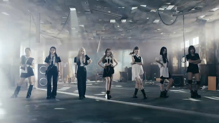 빌리의 세 번째 미니앨범 'the Billage of perception: chapter two' 타이틀곡 'RING ma Bell (what a wonderful world)' 스포일러 영상이 공개돼 관심을 모으고 있다. [사진=빌리 'RING ma Bell' 스포일러 영상 캡쳐]