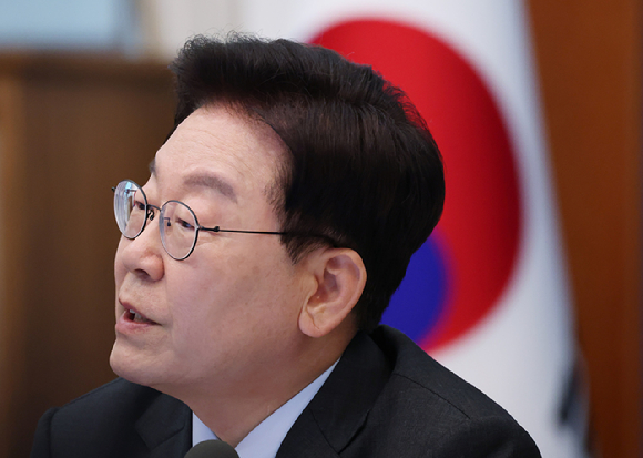 이재명 대통령이 27일 청와대에서 열린 국무회의에서 발언하고 있다. 2026.10.27 [사진=연합뉴스]