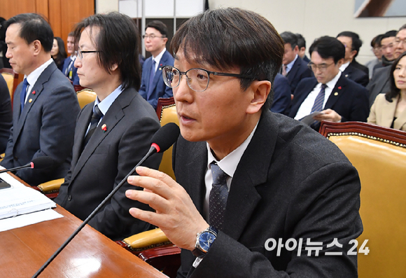 박대준 전 쿠팡 대표이사가 30일 서울 여의도 국회에서 열린 쿠팡 침해사고 및 개인정보 유출, 불공정 거래, 노동환경 실태 파악과 재발방지 대책 마련을 위한 청문회에서 질의에 답변하고 있다. [사진=곽영래 기자]