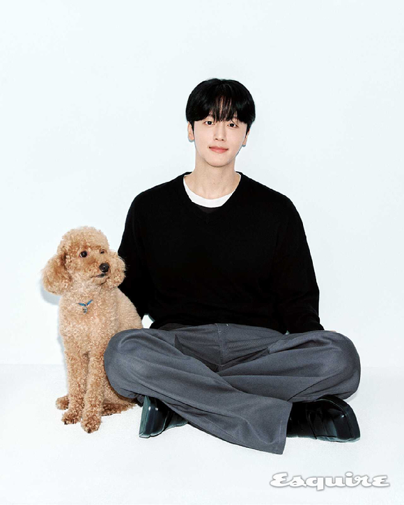 SF9 영빈, 반려견과 훈훈+다정 화보⋯&quot;천재견&quot; 애정