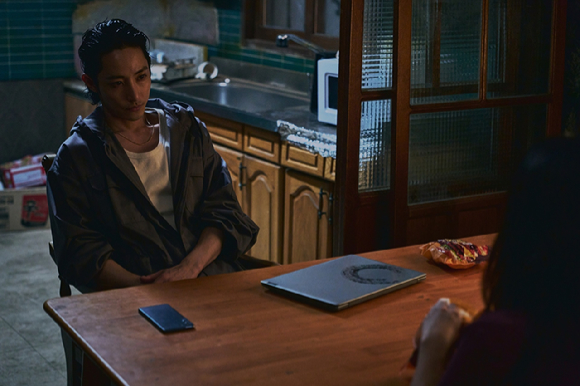 배우 정지소, 이수혁, 차주영 주연 '시스터' 포스터 [사진=㈜스튜디오 산타클로스엔터테인먼트]