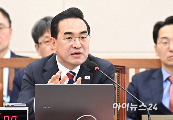 박홍근 기획예산처 장관 후보자가 23일 국회 재정경제기획위원회에서 열린 인사청문회에서 질의에 답변하고 있다. [사진=곽영래 기자]