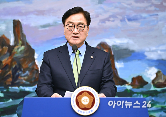 우원식 국회의장이 22일 오후 서울 여의도 국회에서 채해병 순직 국회 국정조사 관련 기자회견을 하고 있다. [사진=곽영래 기자]