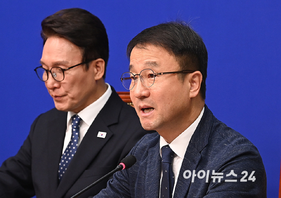 한병도 더불어민주당 원내대표가 21일 서울 여의도 국회에서 열린 최고위원회의에서 발언하고 있다. [사진=곽영래 기자]