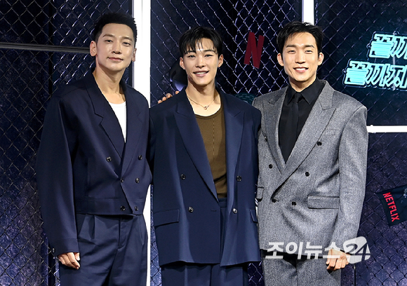 [포토] '더 사나워진 사냥개들2' 정지훈-우도환-이상이...'끝까지 물어뜯는다'