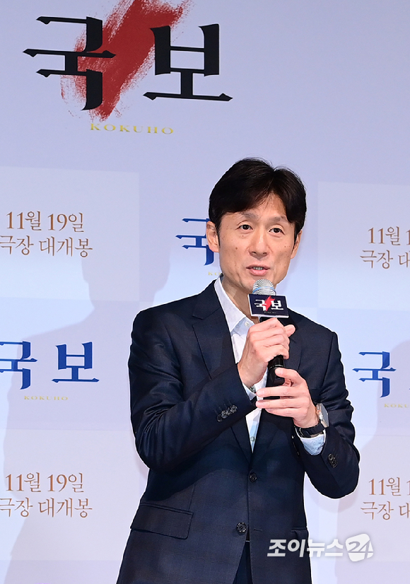 일본 천만영화 '국보'를 연출한 재일 한국인 이상일 감독이 13일 오후 서울 용산구 CGV용산아이파크몰에서 열린 영화 '국보' 언론시사 후 내한 기자간담회에 참석하고 있다. [사진=정소희 기자]