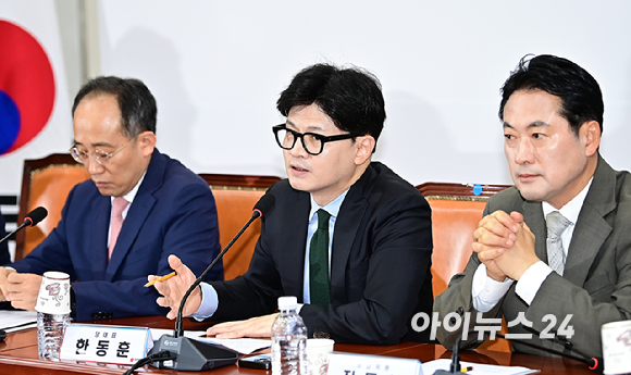 한동훈 국민의힘 당대표가 1일 오전 서울 여의도 국회에서 열린 최고위원회의에서 발언하고 있다. [사진=곽영래 기자]