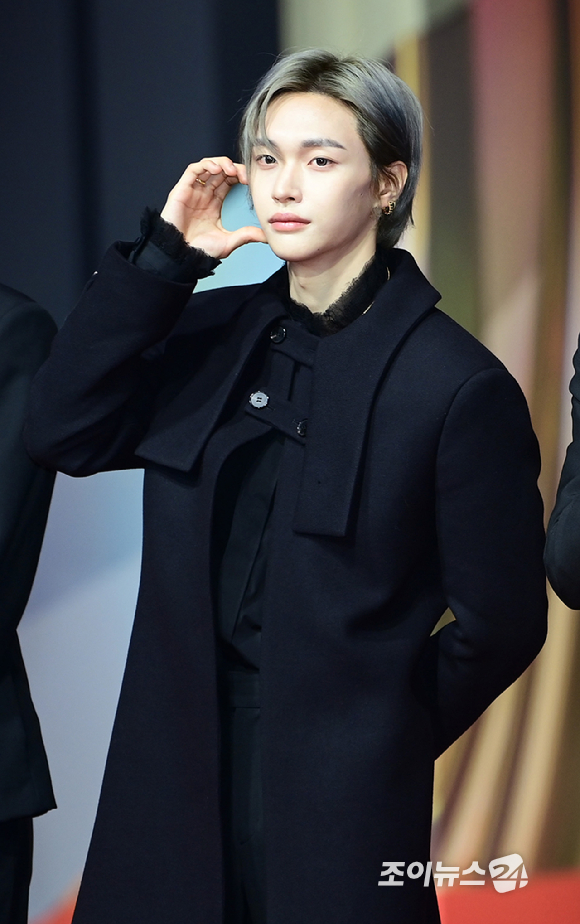 그룹 라이즈(RIIZE) 원빈이 25일 오후 인천광역시 중구 운서동 인스파이어 아레나에서 열린 '2025 SBS 가요대전' 레드카펫 행사에 참석하고 있다. [사진=정소희 기자]