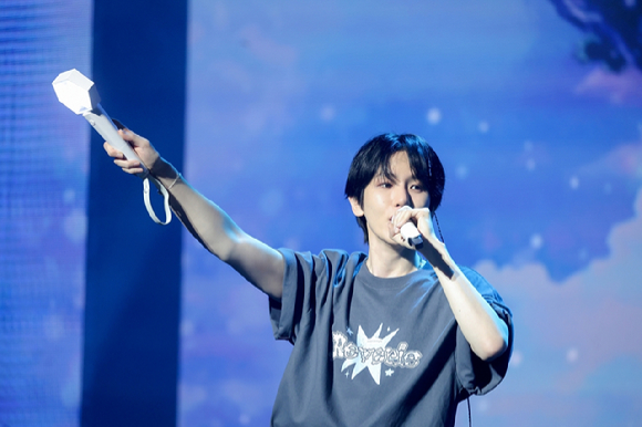 백현이 미국 라스베이거스 공연을 개최하고 현지 팬들을 만나고 있다. [사진=INB100]