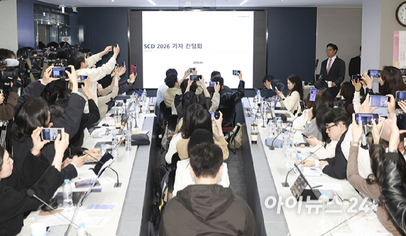 전인석 삼천당제약 대표가 6일 오후 서울 서초구 삼천당제약 본사에서 열린 기자간담회에서 발언하고 있다. [사진=곽영래 기자]