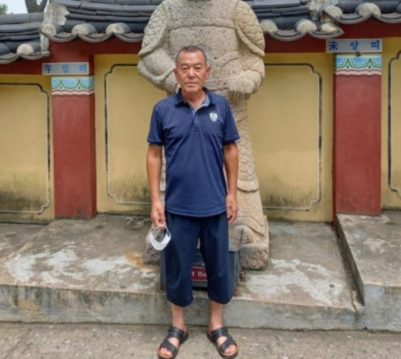 22일 한국장기조직기증원은 지난 1일 강릉아산병원에서 이관춘(56)씨가 뇌사장기기증으로 폐장과 양쪽 신장을 기증했다고 밝혔다. [사진=한국장기조직기증원 제공]