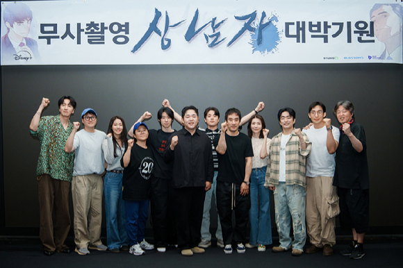 배우 박정민이 4일 오후 서울 CGV 용산아이파크몰에서 열린 영화 '휴민트'(감독 류승완) 언론시사회에 참석하고 있다. [사진=정소희 기자]