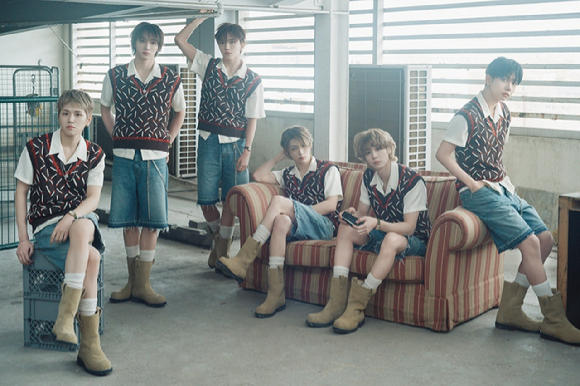 보이넥스트도어 콘셉트 포토 [사진=KOZ엔터테인먼트]