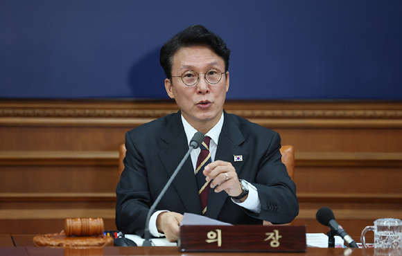 김민석 국무총리가 25일 정부서울청사에서 열린 국무회의에서 발언을 하고 있다. 2025.11.25 [사진=연합뉴스]