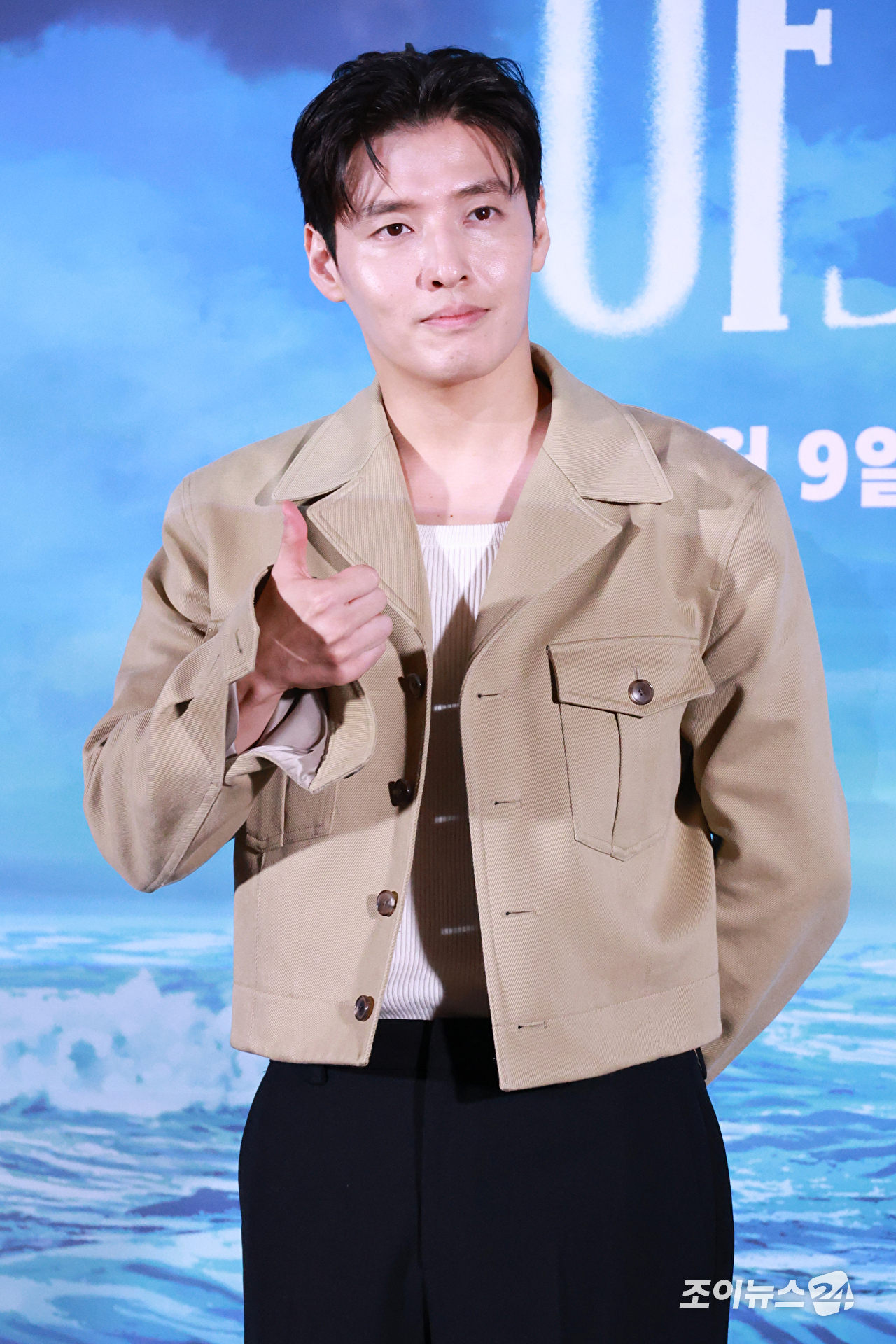 배우 강하늘이 26일 오후 서울 용산구 CGV 용산아이파크몰점에서 진행된 애니메이션 '아가미'(감독 안재훈) 언론시사회에 참석해 포즈를 취하고 있다. [사진=문수지 기자]