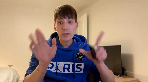 프랑스 출신 방송인 파비앙이 지난 2일 자신의 유튜브 채널을 통해 이강인(파리 생제르맹) 하극상 논란 당시 '평소 이강인을 공개 응원해 왔다'는 이유로 악플을 받은 심경을 밝혔다. [사진=유튜브 채널 '파비생제르망']