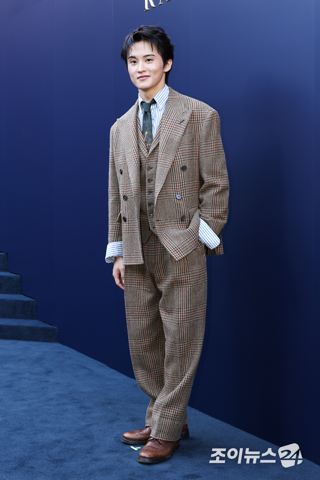 가수 마크가 15일 오후 서울 종로구 석파정 서울미술관에서 진행된 패션 아이콘 랄프 로렌의 삶을 조명한 HBO 다큐멘터리 '베리 랄프' 스크리닝 이벤트에 참석해 포즈를 취하고 있다. [사진=문수지 기자]