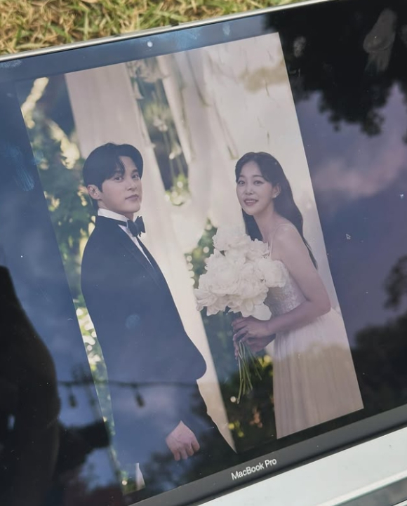 윤선우♥김가은, 오늘(26일) 결혼⋯10년 열애 결실