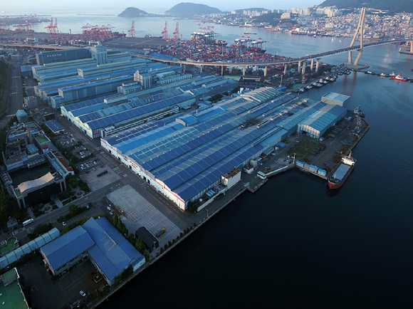 동국씨엠 부산공장 [사진=동국씨엠]