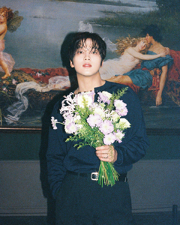 NCT 해찬 정규 1집 타이틀곡 'CRZY' 뮤직비디오 티저 이미지. [사진=SM엔터테인먼트]