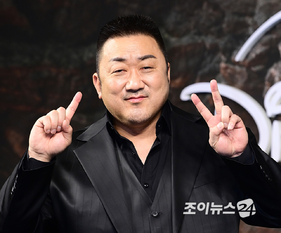 배우 마동석이 20일 오전 서울 중구 앰버서더 서울 풀만 호텔에서 열린 STUDIO X+U 드라마 '트웰브' 제작발표회에 참석하고 있다. [사진=정소희 기자]