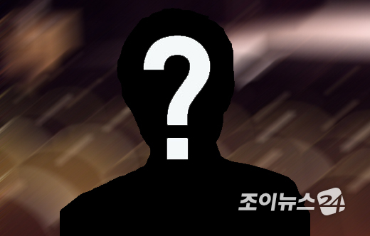 &quot;차 뒷좌석서 뭐 했냐&quot;…아이돌 커플 협박한 렌터카 사장 집유