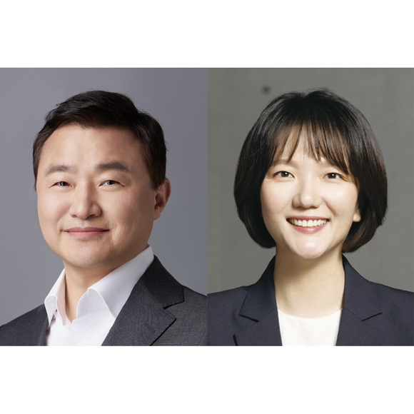 왼쪽부터 노태문 삼성전자 DX부문 대표이사 사장, 최수연 네이버 대표이사. [사진=한국공학한림원]