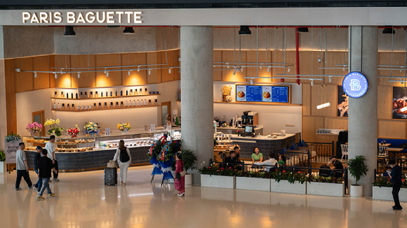파리바게뜨 '테쪼 국제공항점'. [사진=파리바게뜨]