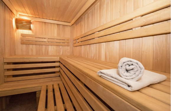 경북 포항 한 찜질방에서 잠을 자던 여성들을 몰래 촬영하고 추행까지 한 40대 남성이 징역형의 집행유예를 선고받았다. 본 기사와 무관한 이미지. [사진=픽사베이]